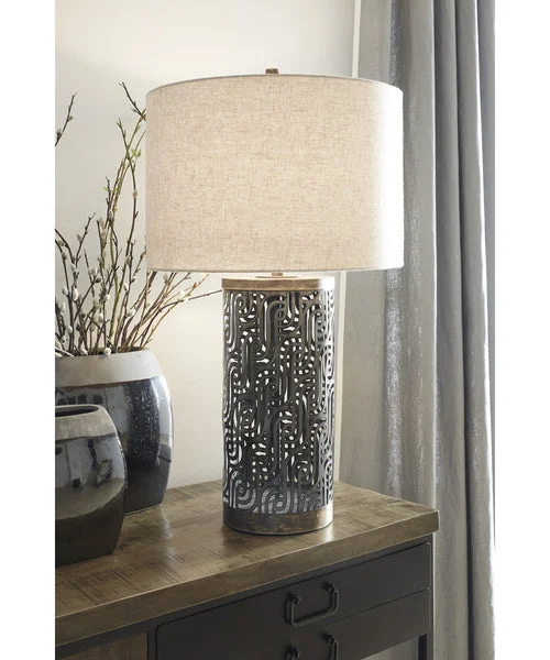 Signature design by ashley 29"H Dayo Metal Table Lamp (1/CN) Gray/Gold